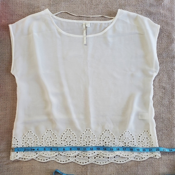 Sheer White Top with Embroidered Hem - Picture 9 of 15